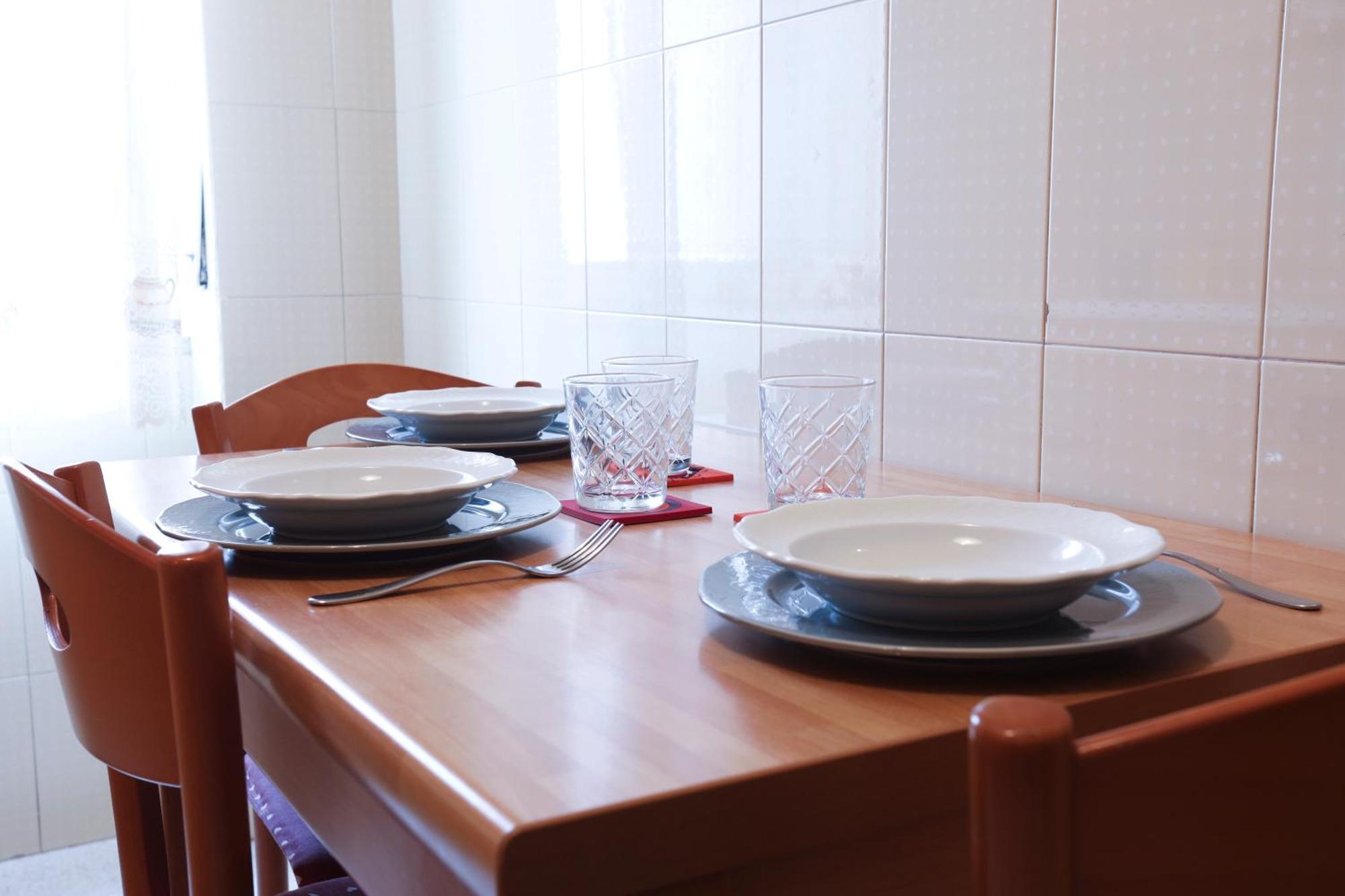 Bright Apartment Near The Sea With Parking Salerno Exterior foto